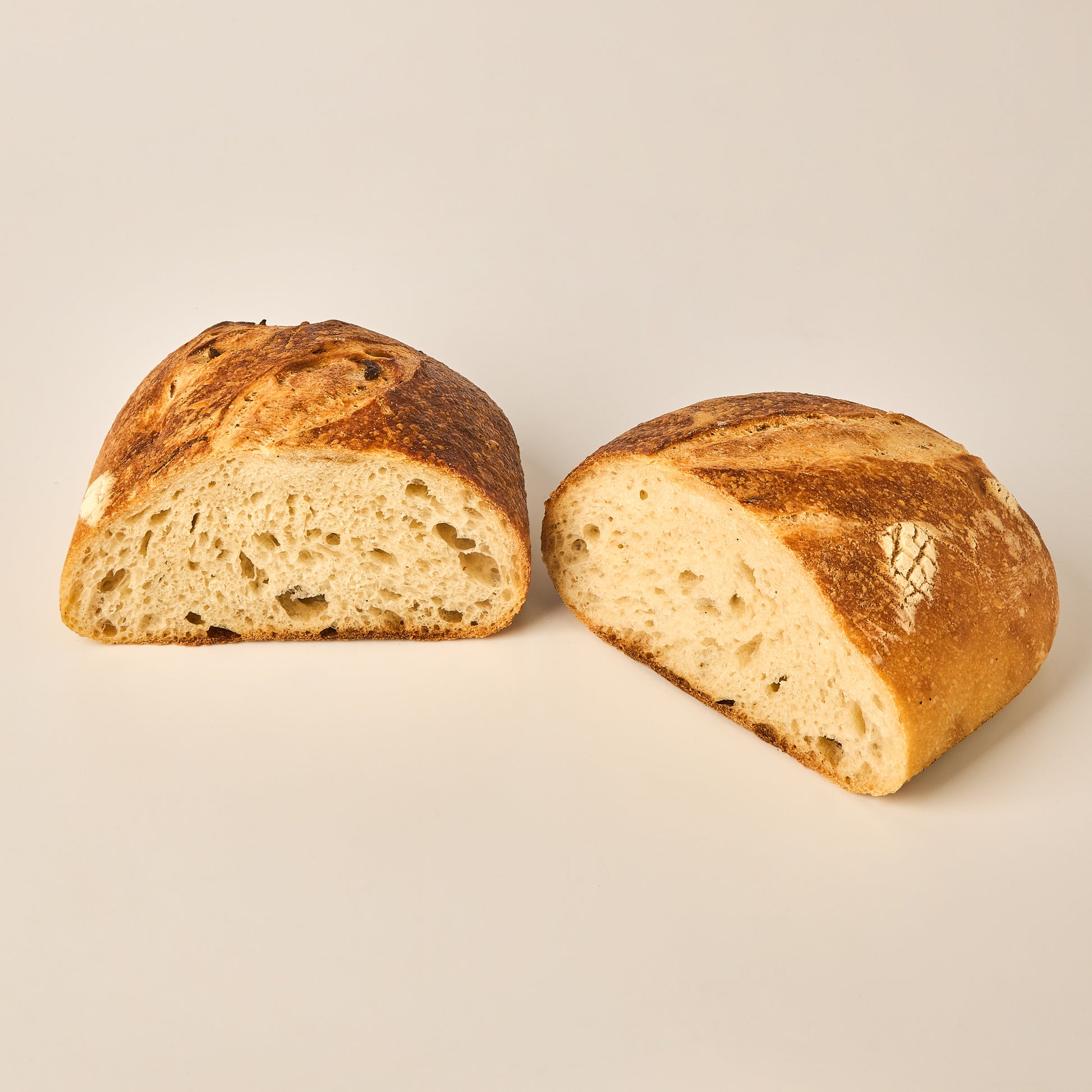 Sourdough de Cebolla y Ajos Rostizados