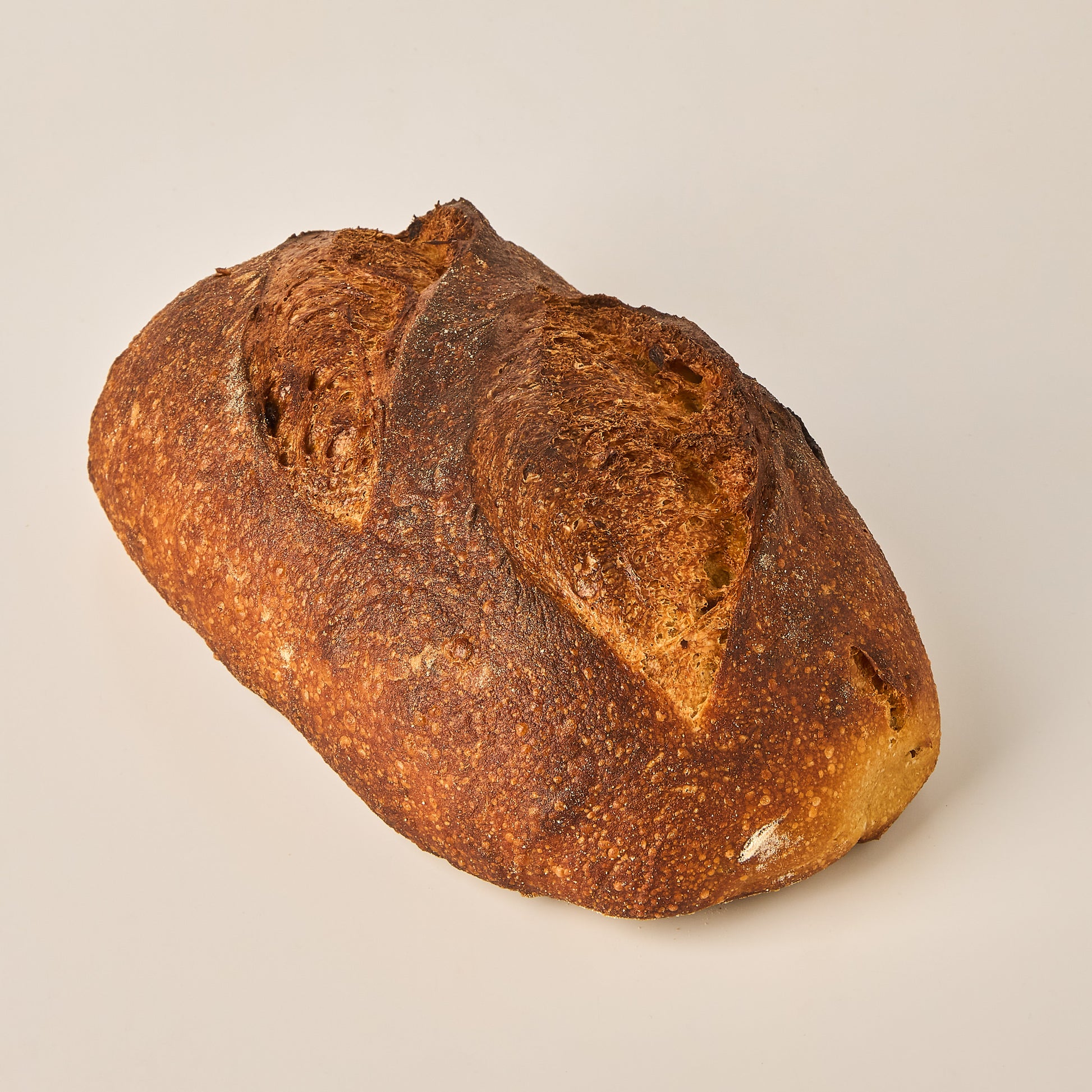Sourdough de Cerveza y Dátiles