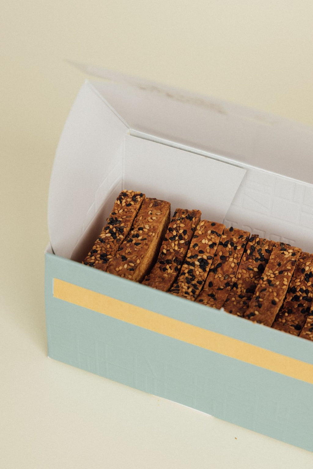 Tostadas parmesano y cayena