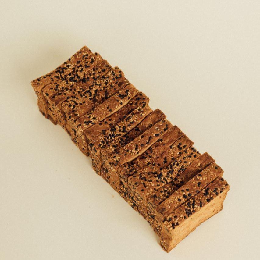 Tostadas parmesano y cayena